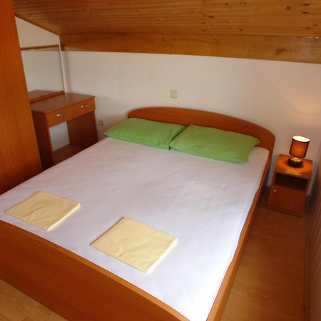 Apartments Dinko Novalja Kültér fotó