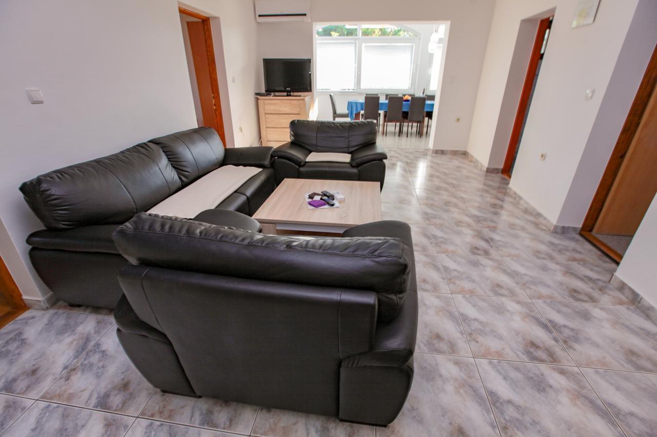 Apartments Dinko Novalja Kültér fotó